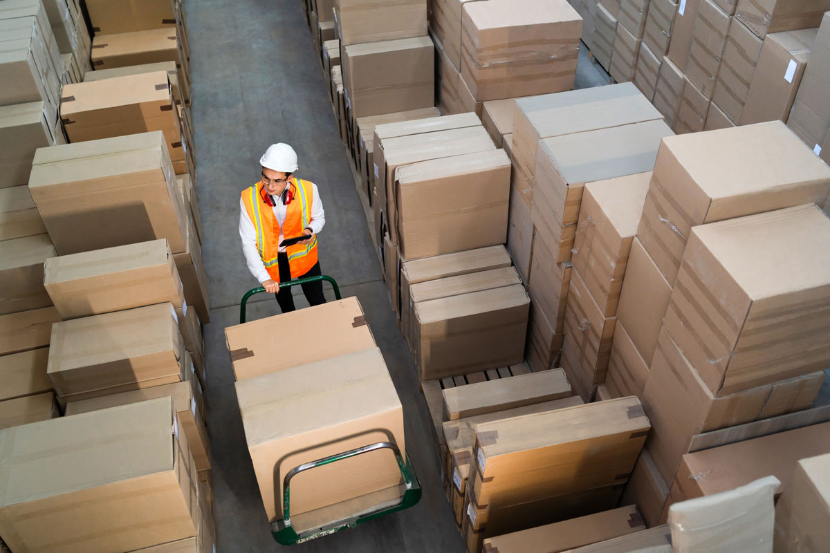 Entenda o que é transit point e quais são as suas diferenças com cross docking