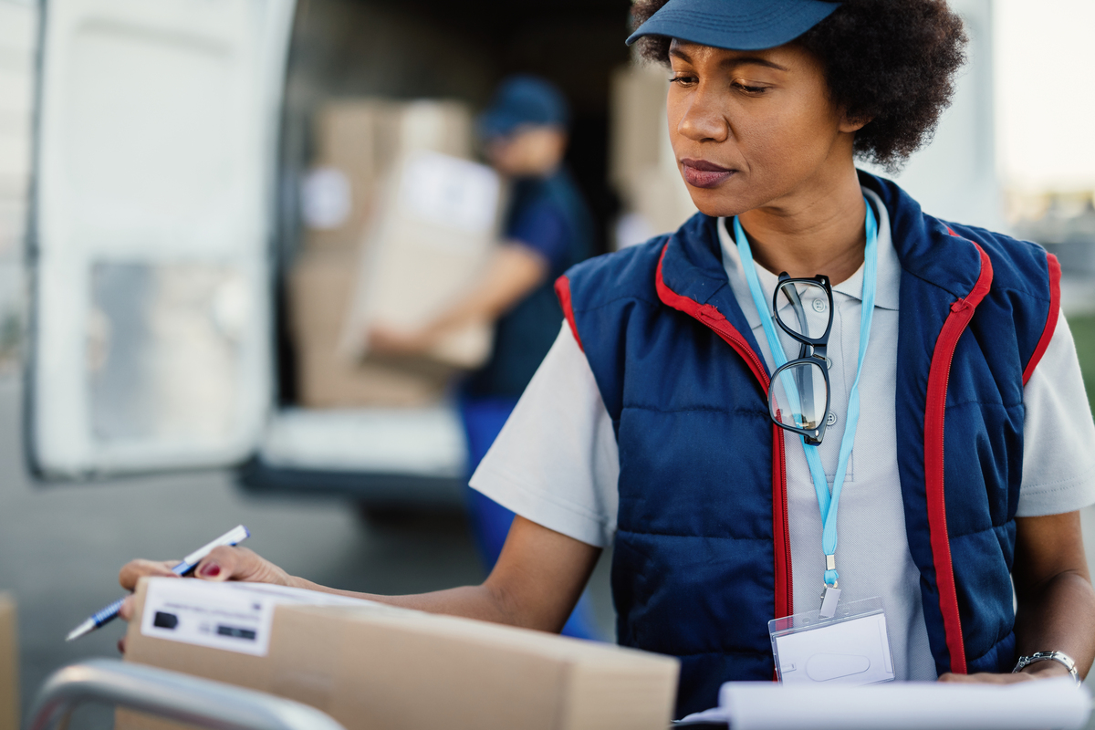 Prep Center: o que é e como ele pode facilitar a logística do seu e-commerce